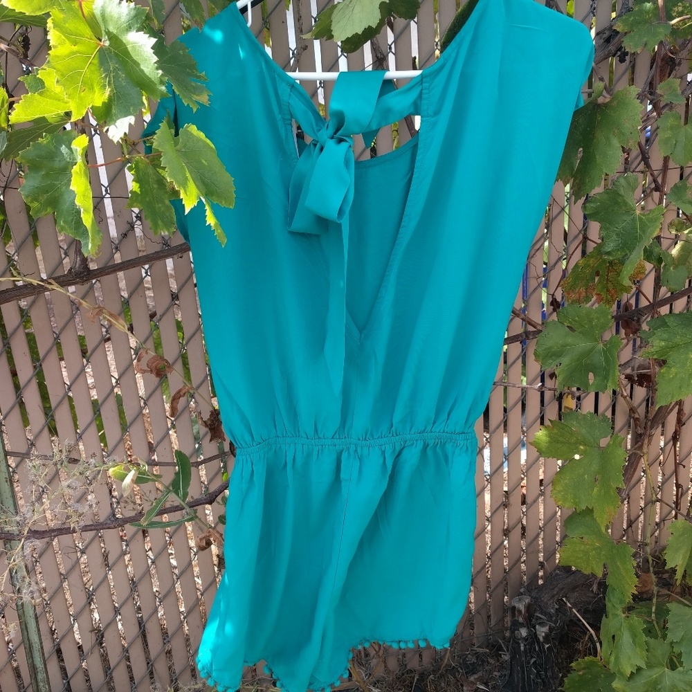 Green Romper - Picture 4 of 4